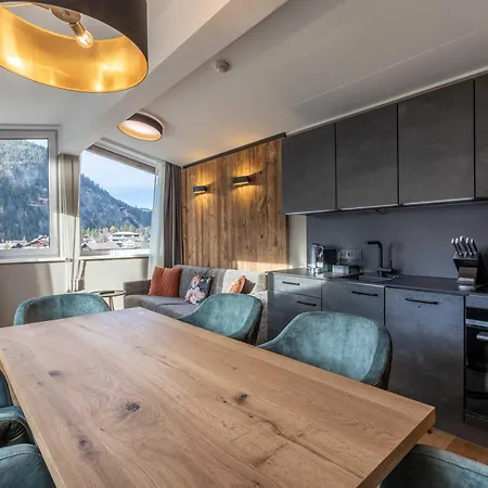Aparthotel Zugspitz *