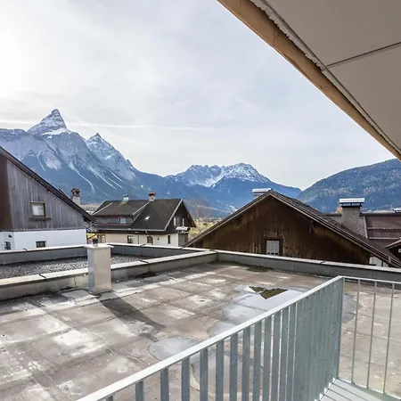 Apart-hotel Zugspitz 4*