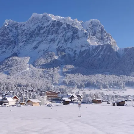 Zugspitz Apartmanhotel Ehrwald
