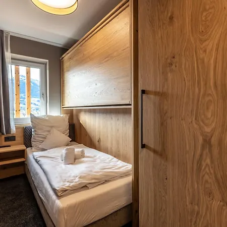 Zugspitz Apart Otel 4*
