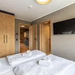 Zugspitz 4*