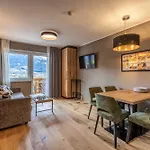 Zugspitz 4*