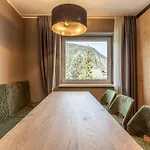 Zugspitz 4*