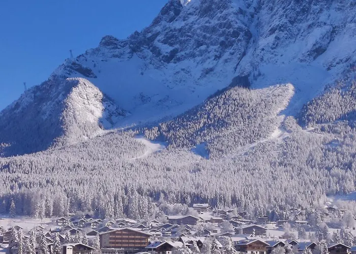 Zugspitz Aparthotel 4*
